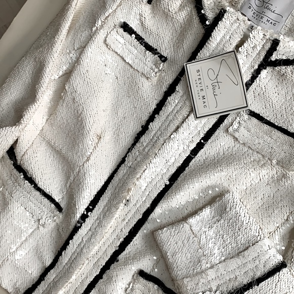 Stevie Mac 🖤🤍NYC Hand Made Couture Like White Sequin Blazer Black Fringe Trim - Picture 14 of 15